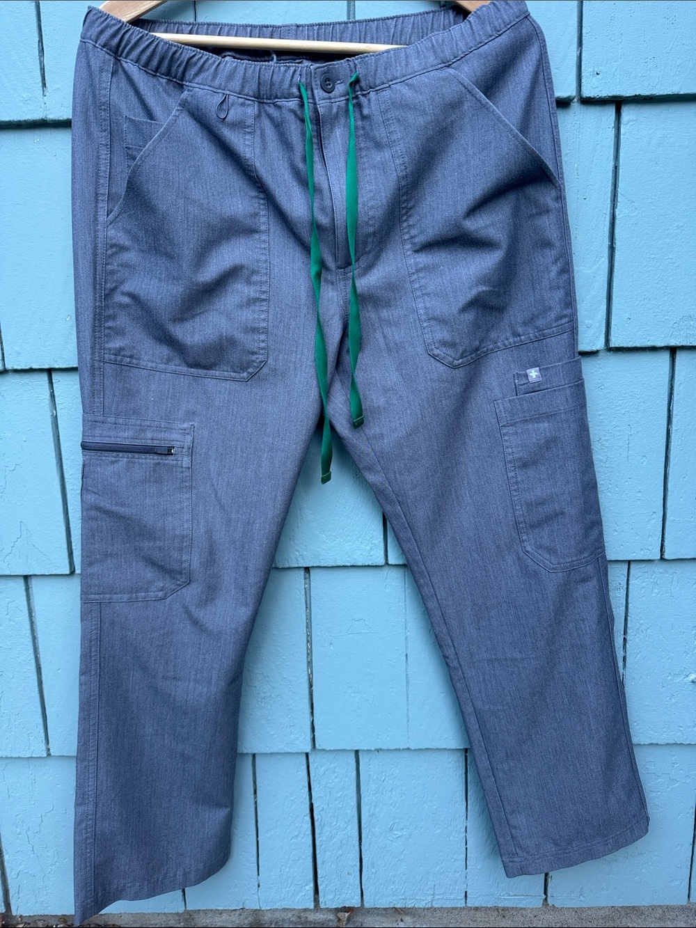 Figs grey scrubs tech collection M/S